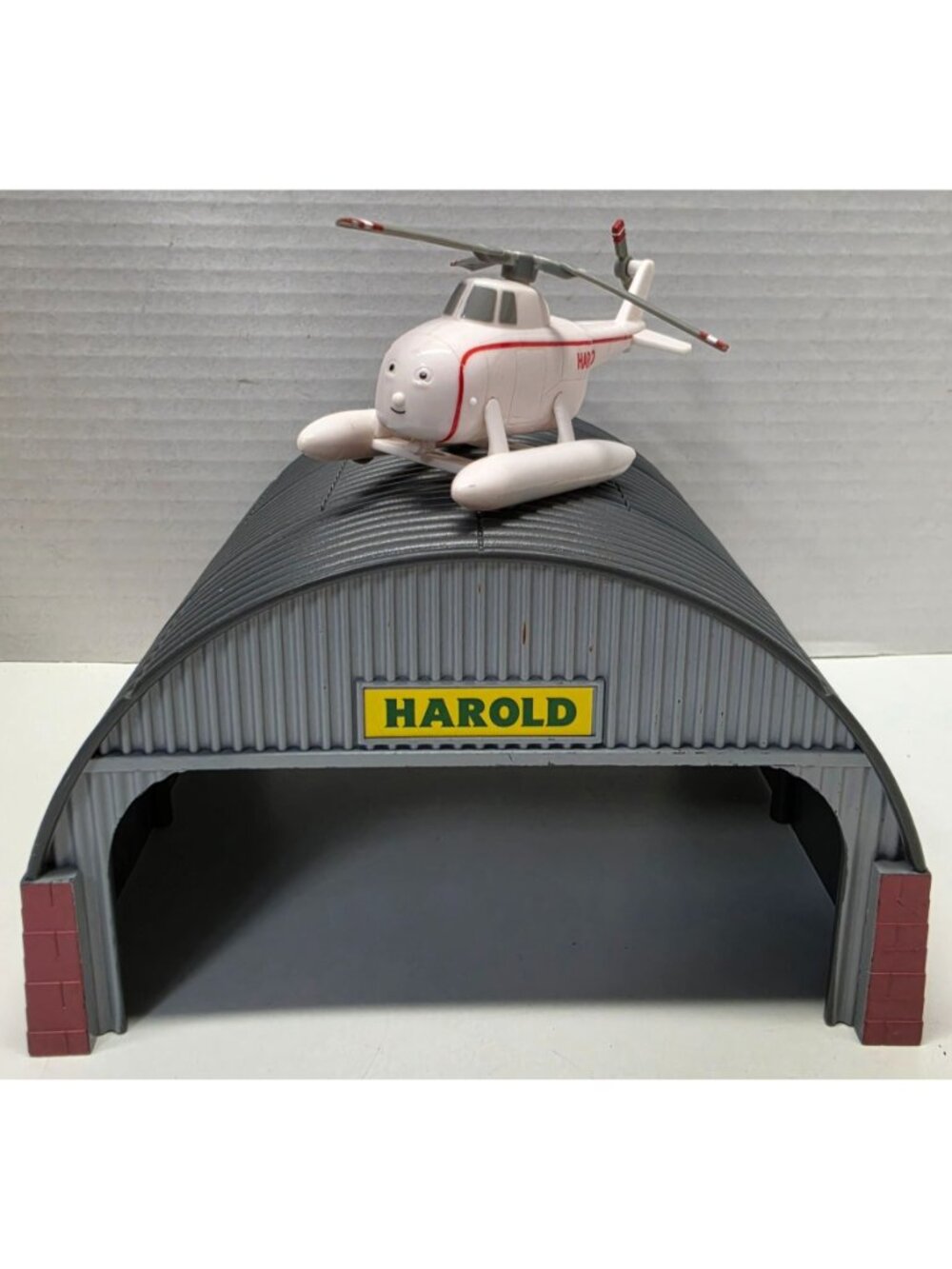 Thomas & Friends TrackMaster Harold Helicopter & Hangar 2006 HIT Toys